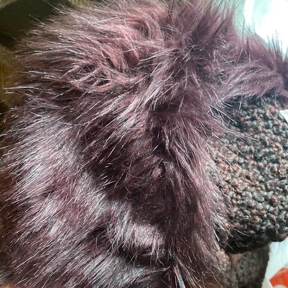 LOFT Knit Faux Fur Lined Vest - Picture 8 of 11